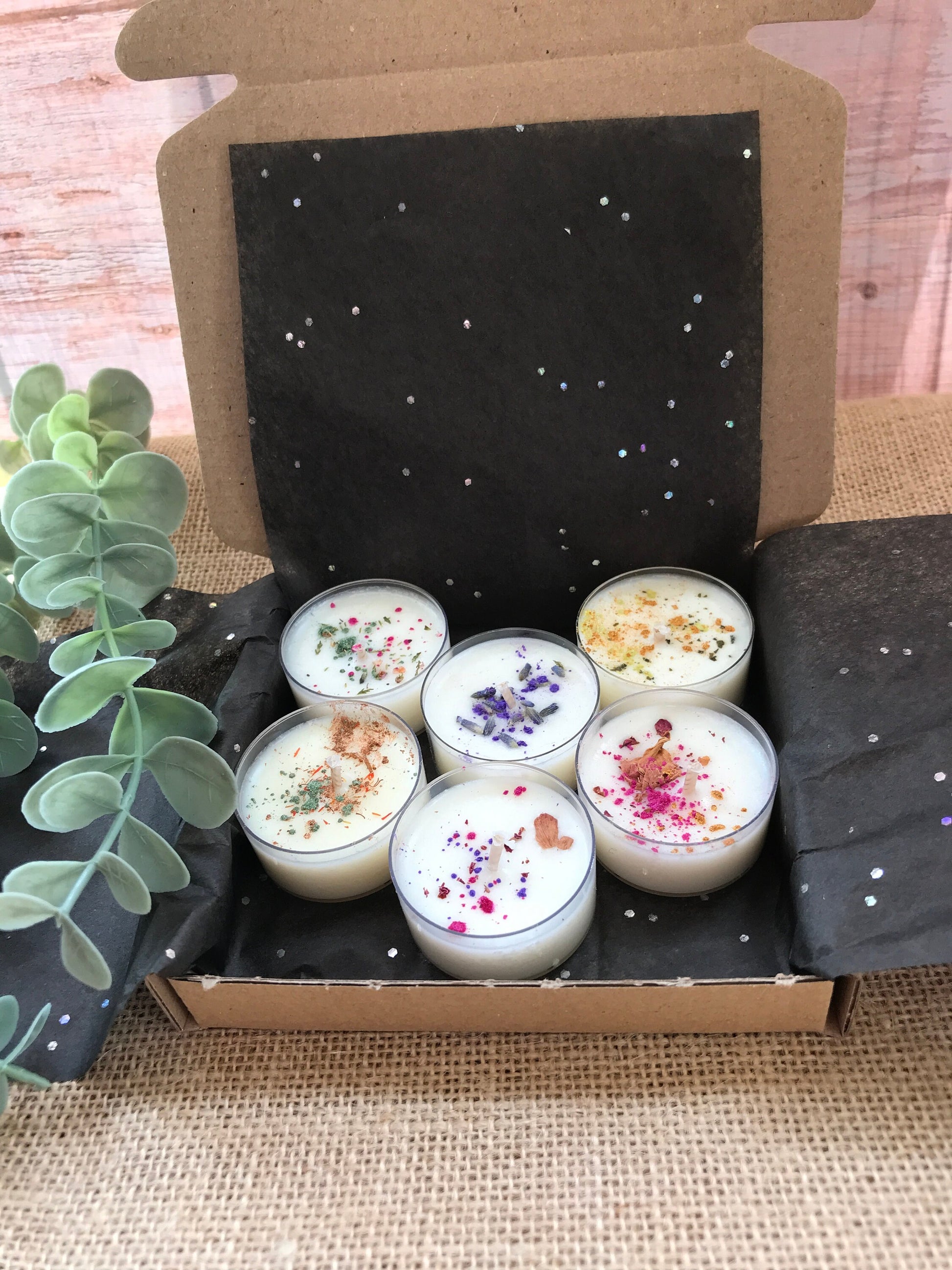 Mixed scents tea lights set of 6